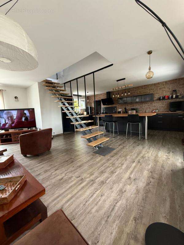 Maison à SAINT-GERMAIN-LES-CORBEIL