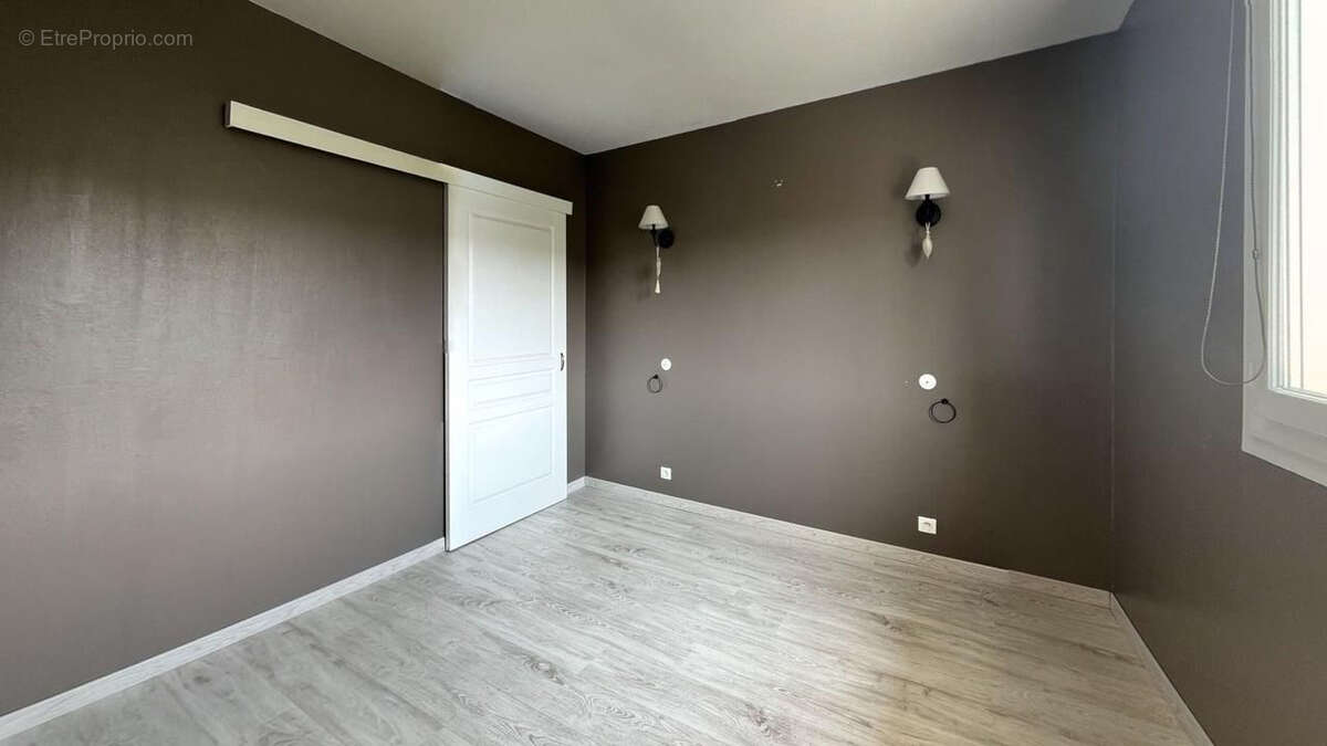 Maison à SAINT-GERMAIN-LES-CORBEIL