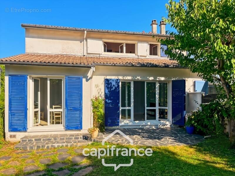 Maison à SUCY-EN-BRIE