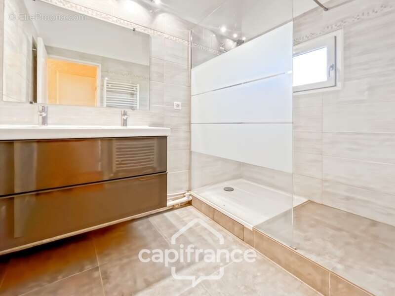 Maison à SUCY-EN-BRIE