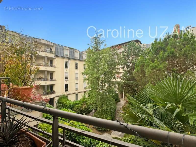 Appartement à SURESNES