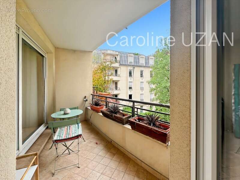 Appartement à SURESNES
