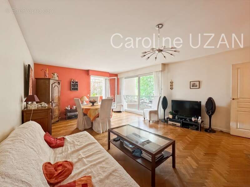 Appartement à SURESNES