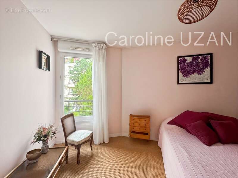 Appartement à SURESNES