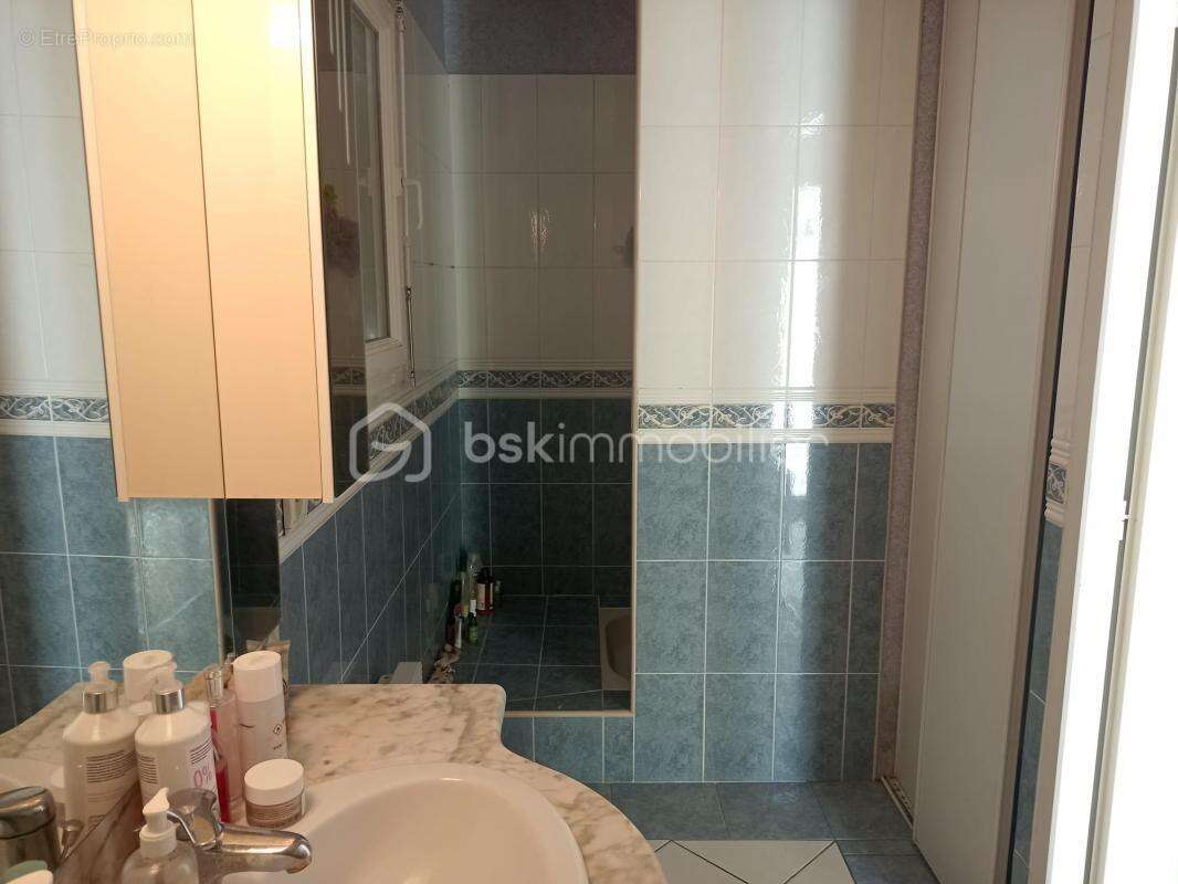 Maison à SAINT-DENIS-DE-PILE