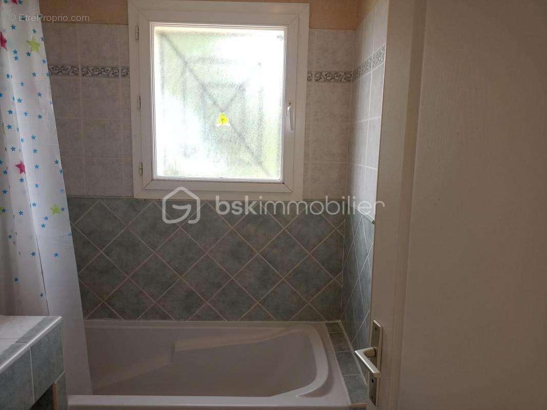 Maison à SAINT-DENIS-DE-PILE