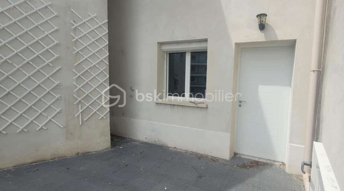 Appartement à SAINT-PAUL-TROIS-CHATEAUX