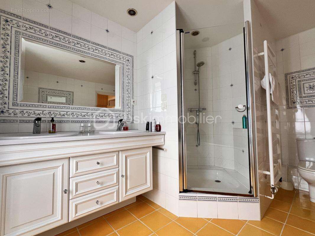 Maison à PLONEVEZ-PORZAY