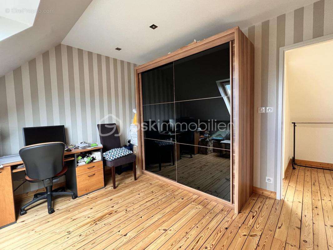 Maison à PLONEVEZ-PORZAY