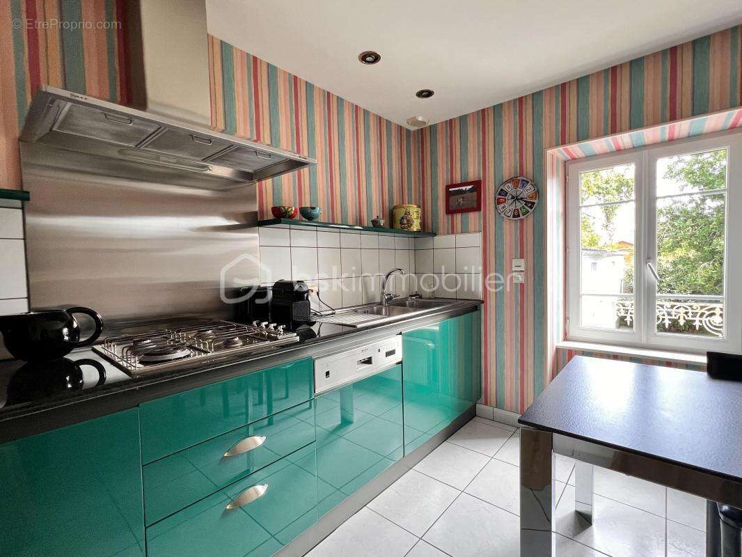 Maison à PLONEVEZ-PORZAY