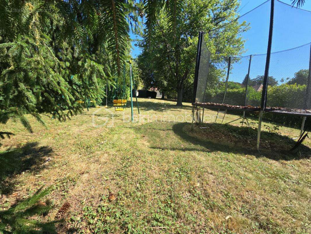 Maison à COURLON-SUR-YONNE