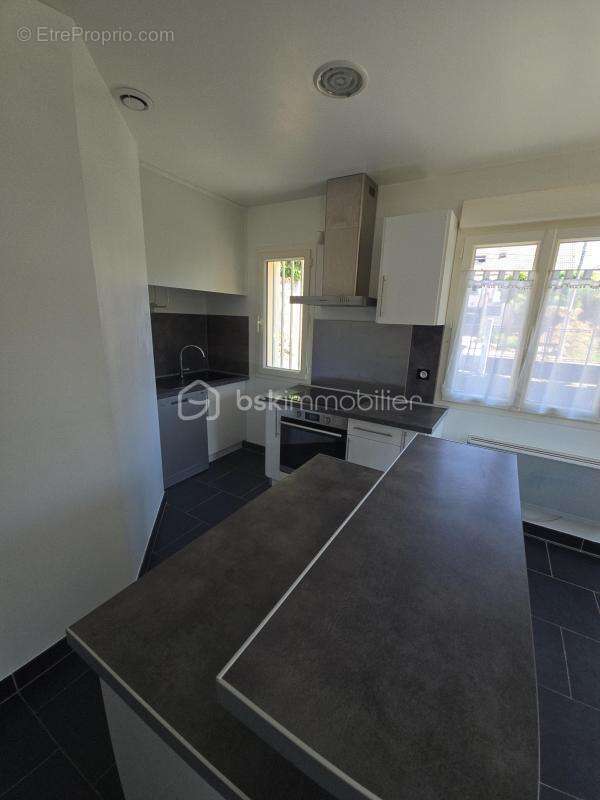 Maison à COURLON-SUR-YONNE