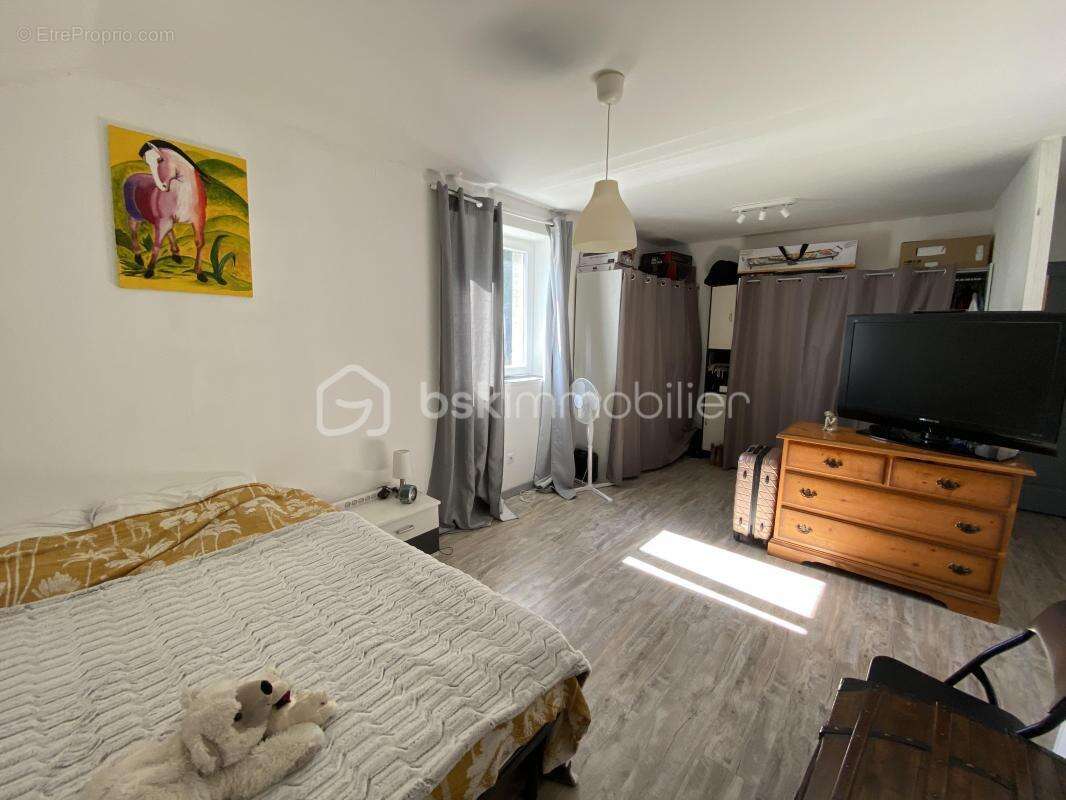 Maison à BOURG-SAINT-CHRISTOPHE