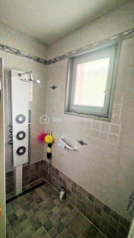 Maison à POUILLY-LES-NONAINS