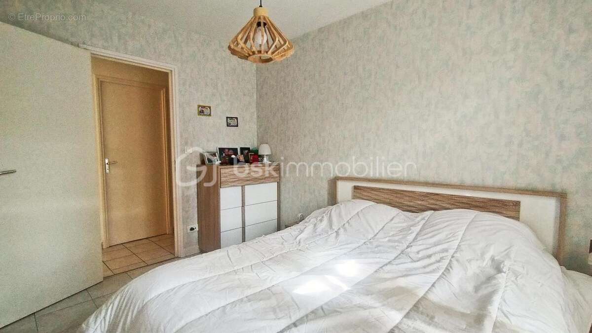 Maison à POUILLY-LES-NONAINS