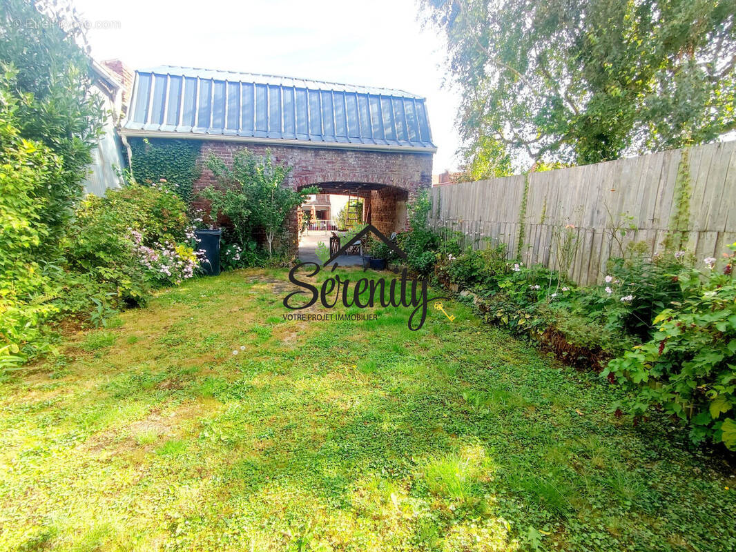 Maison à CAMPHIN-EN-CAREMBAULT