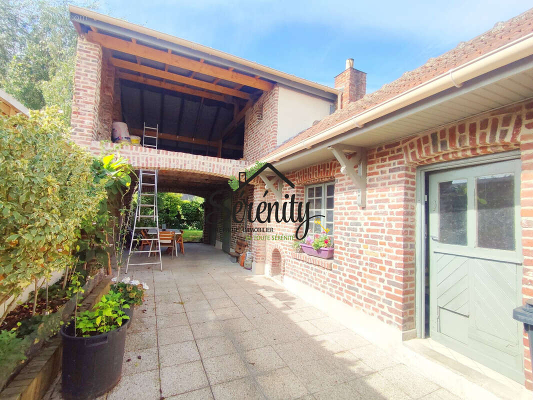 Maison à CAMPHIN-EN-CAREMBAULT