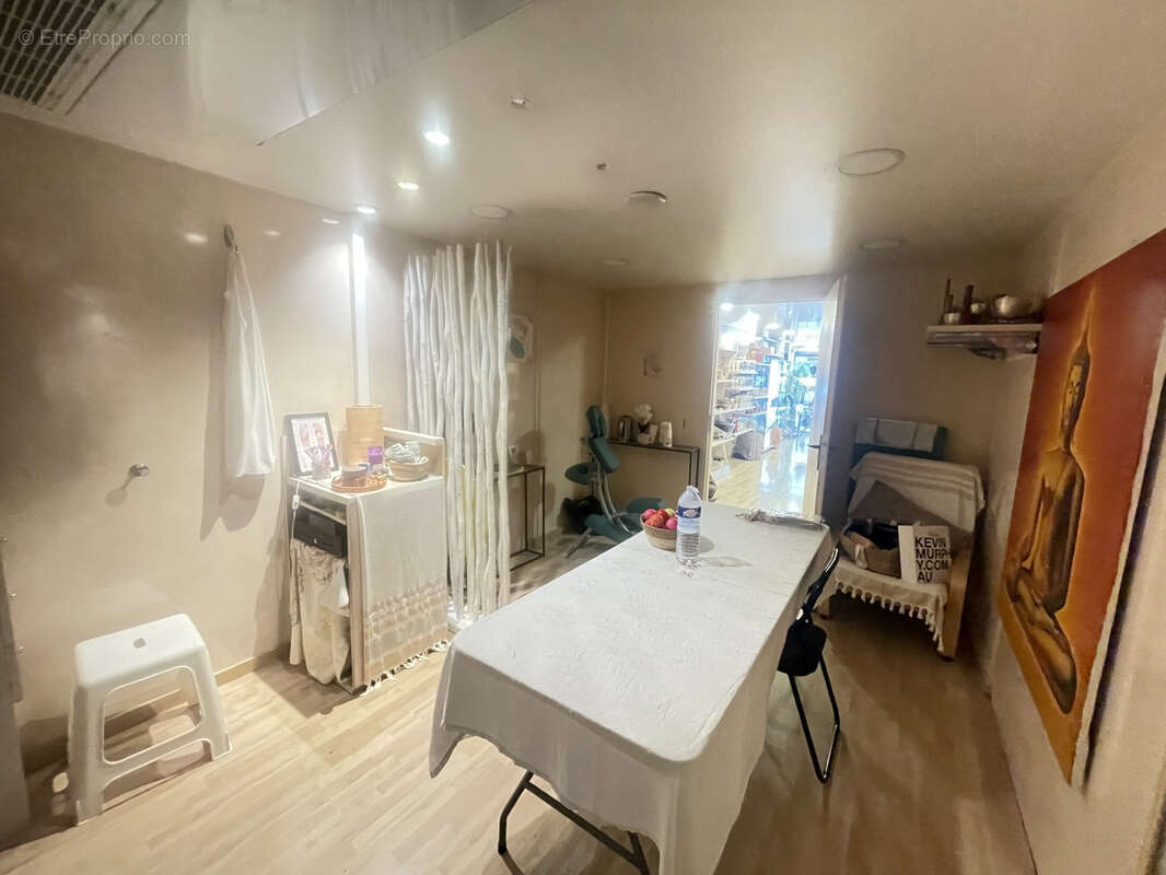 Commerce à CAVALAIRE-SUR-MER