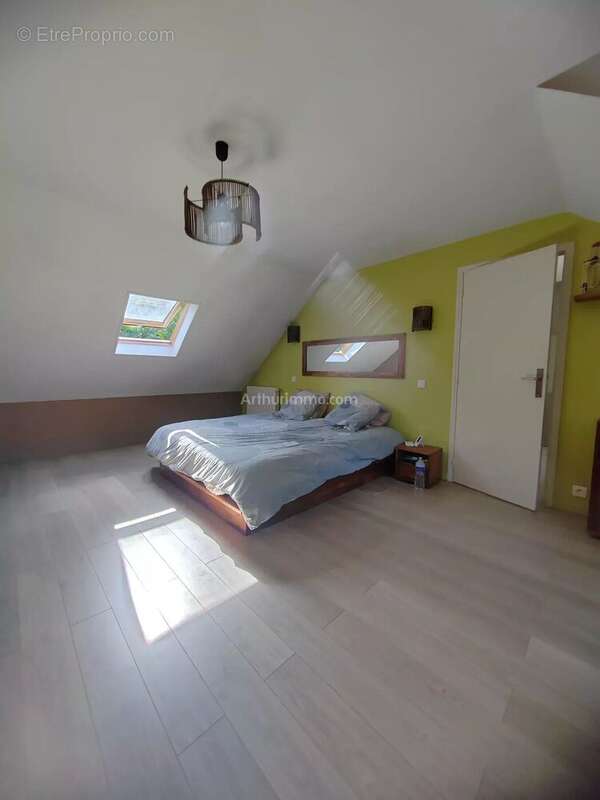 Maison à CLAYE-SOUILLY