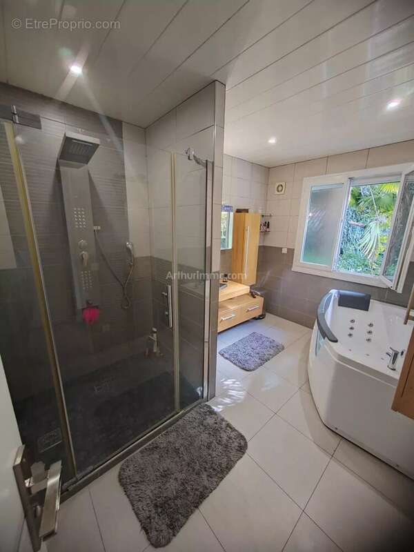 Maison à CLAYE-SOUILLY