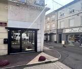 Commerce à LE PEAGE-DE-ROUSSILLON