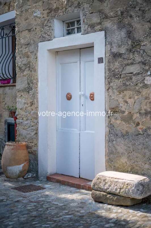 Appartement à COARAZE