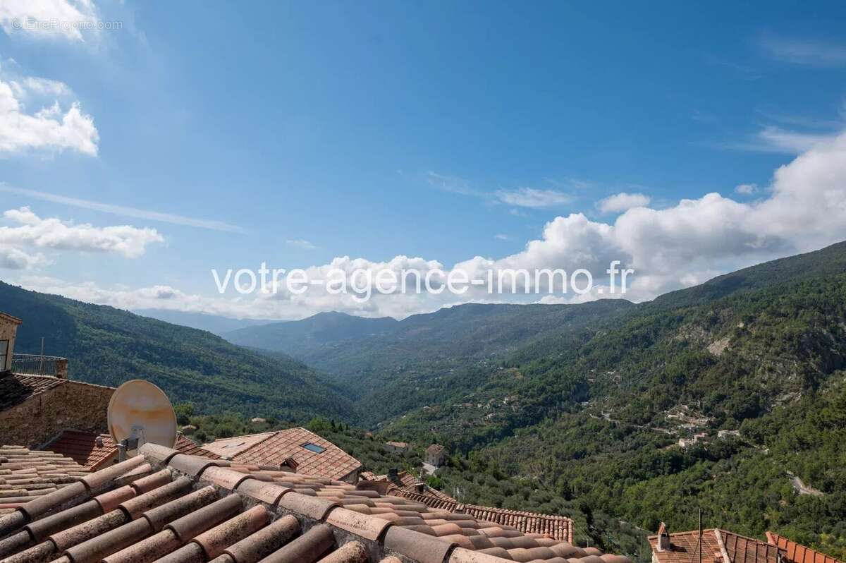 Appartement à COARAZE