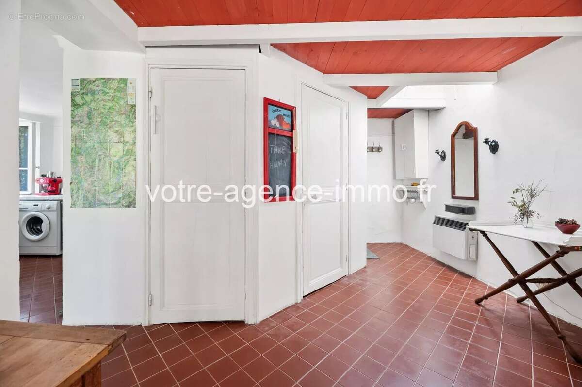 Appartement à COARAZE