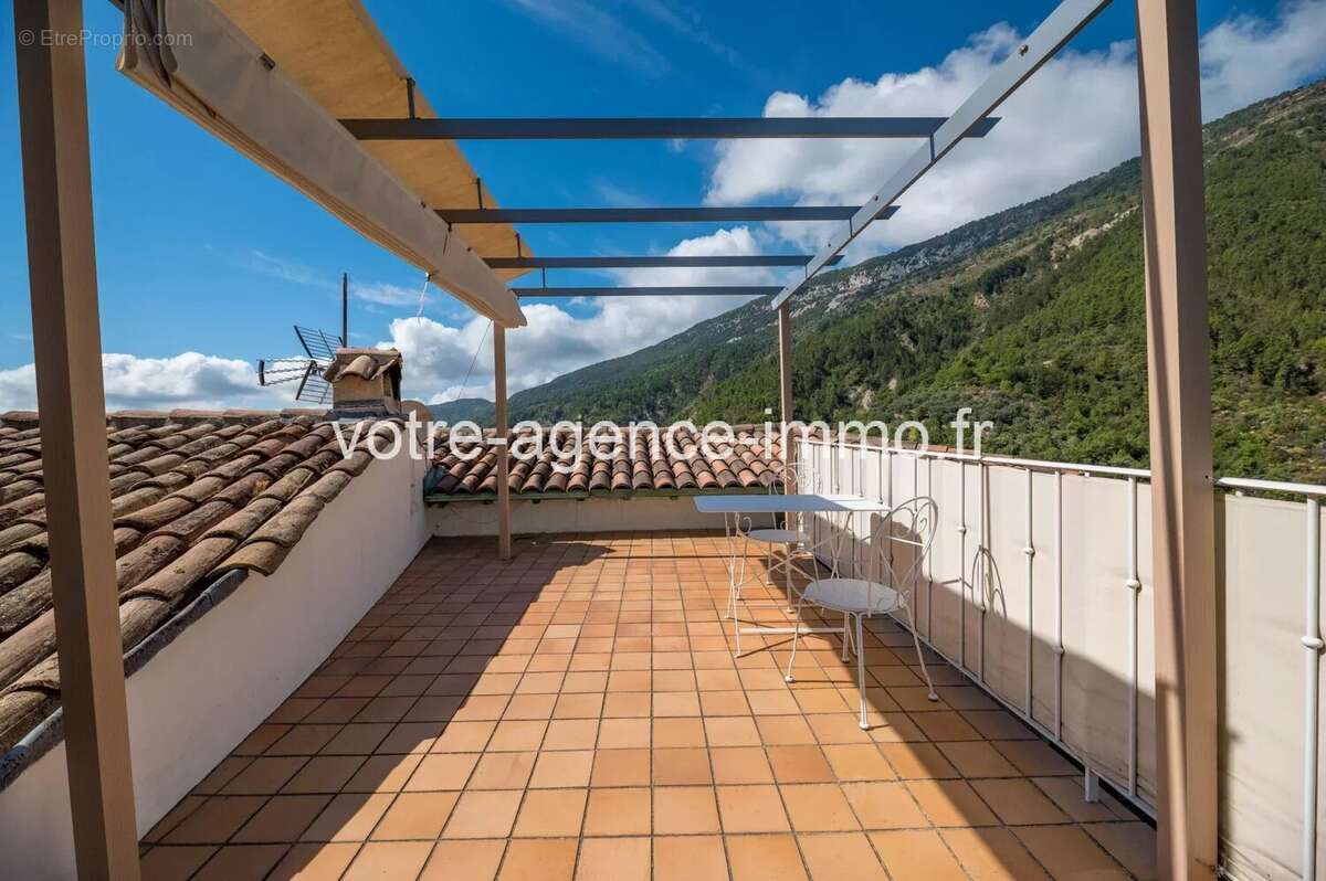 Appartement à COARAZE