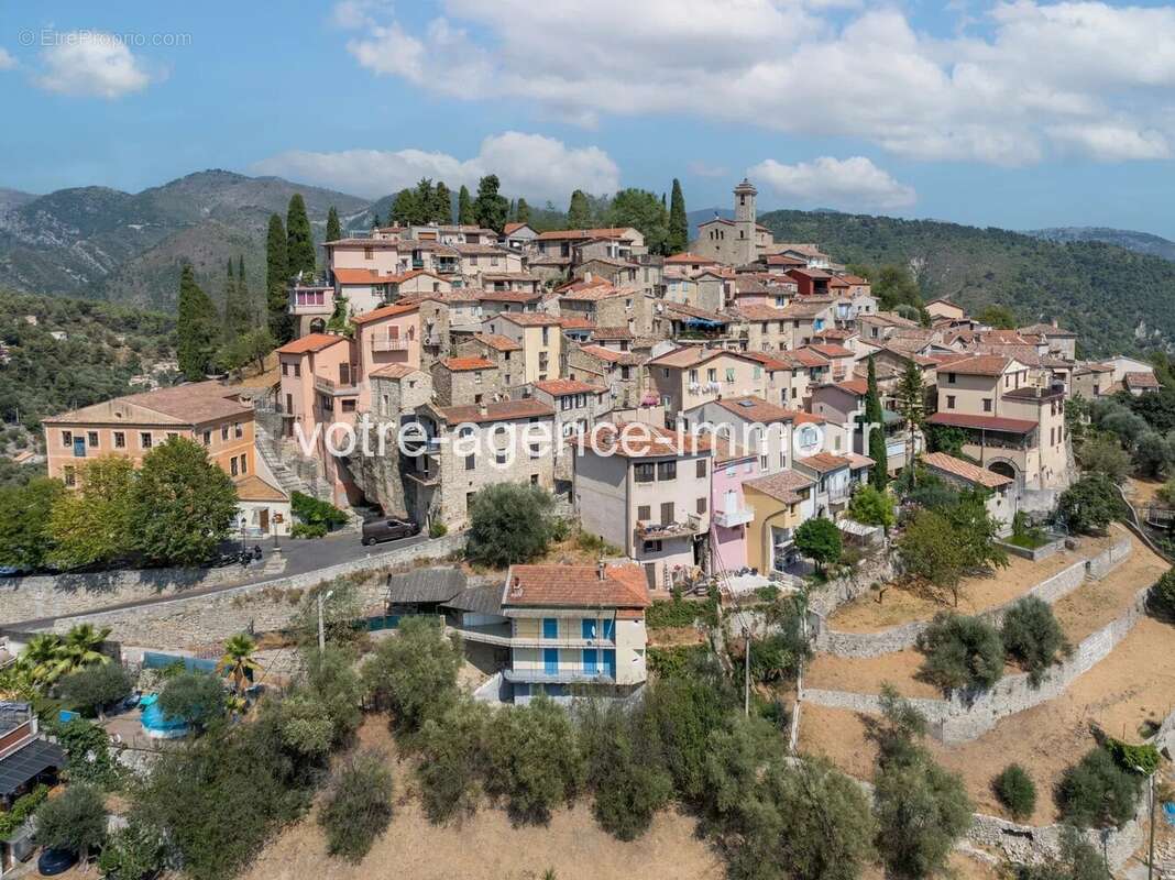 Appartement à COARAZE