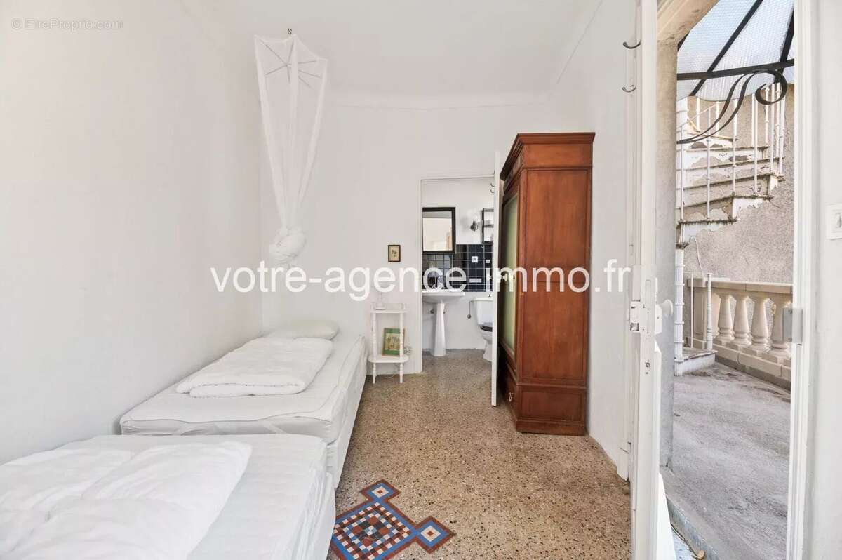 Appartement à COARAZE