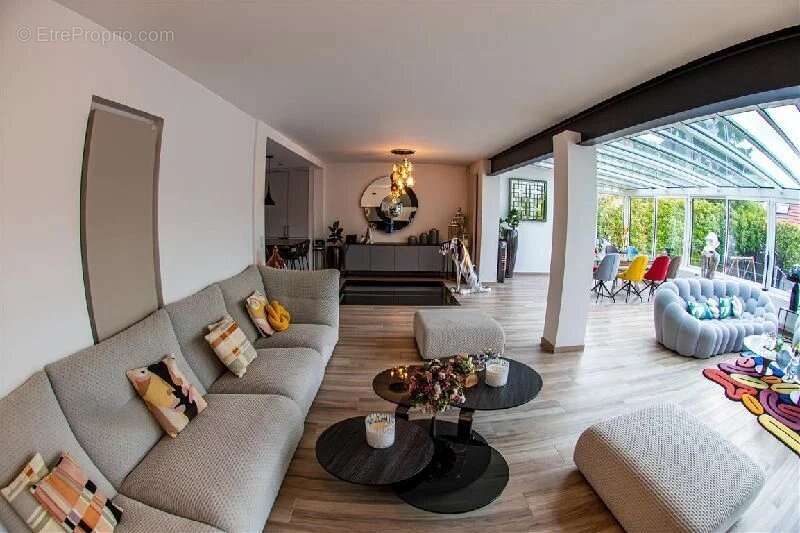 Maison à SAINT-MICHEL-SUR-ORGE