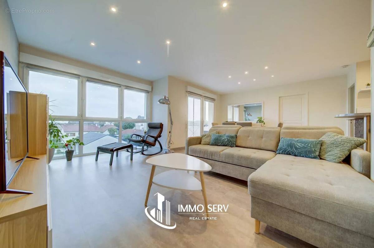 Appartement à AMNEVILLE