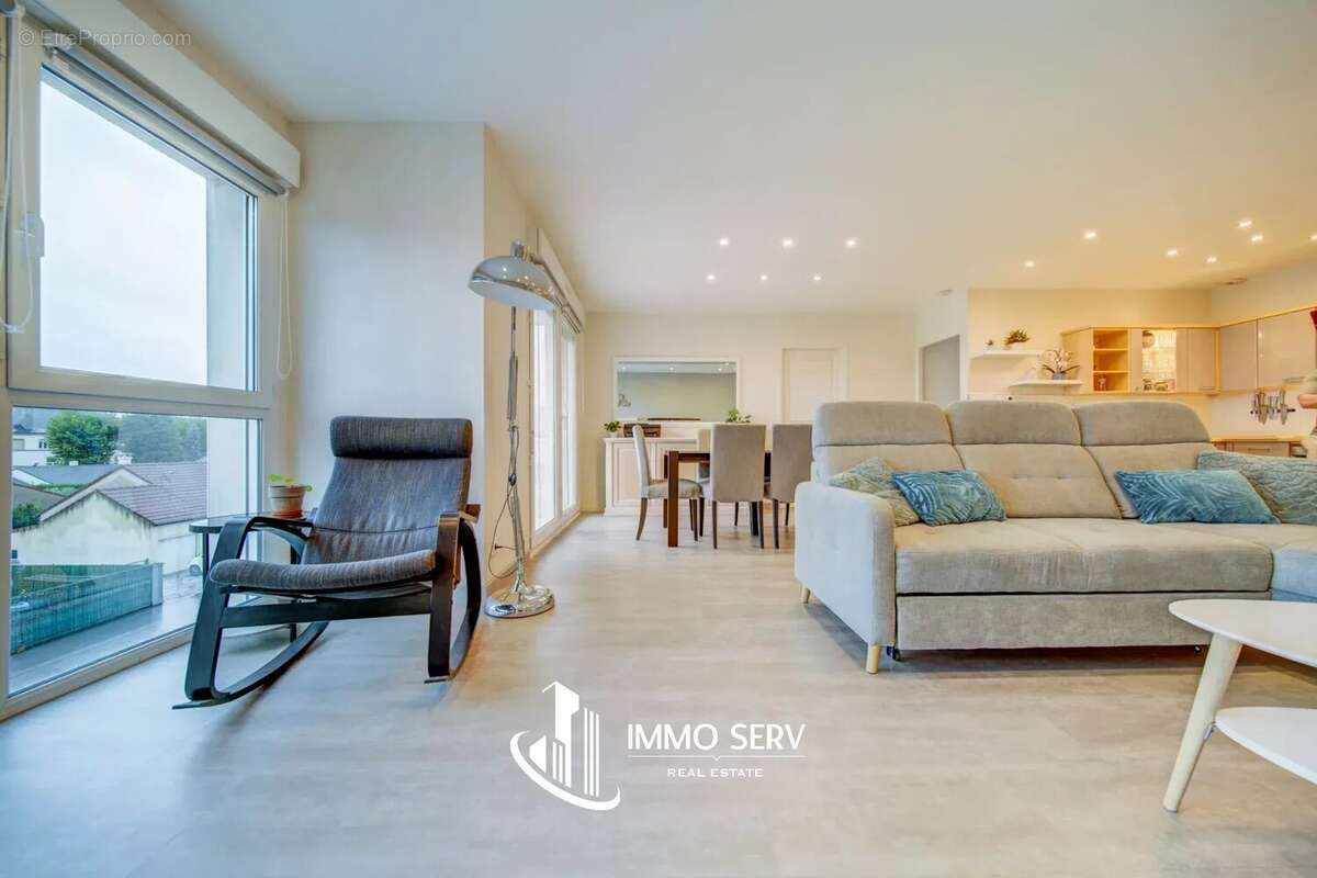 Appartement à AMNEVILLE