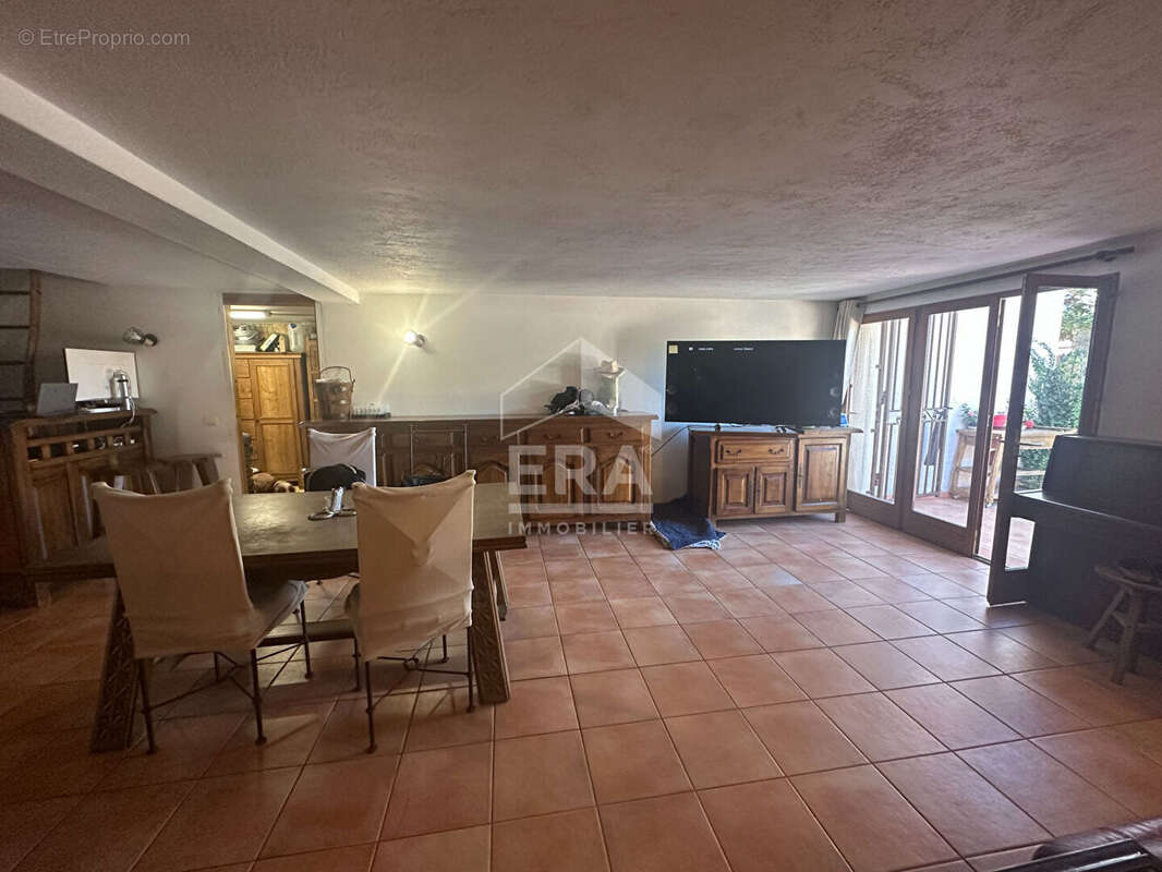 Maison à ROQUEFORT-LA-BEDOULE