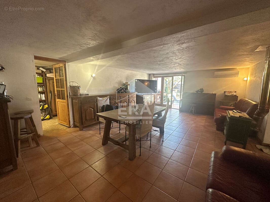 Maison à ROQUEFORT-LA-BEDOULE