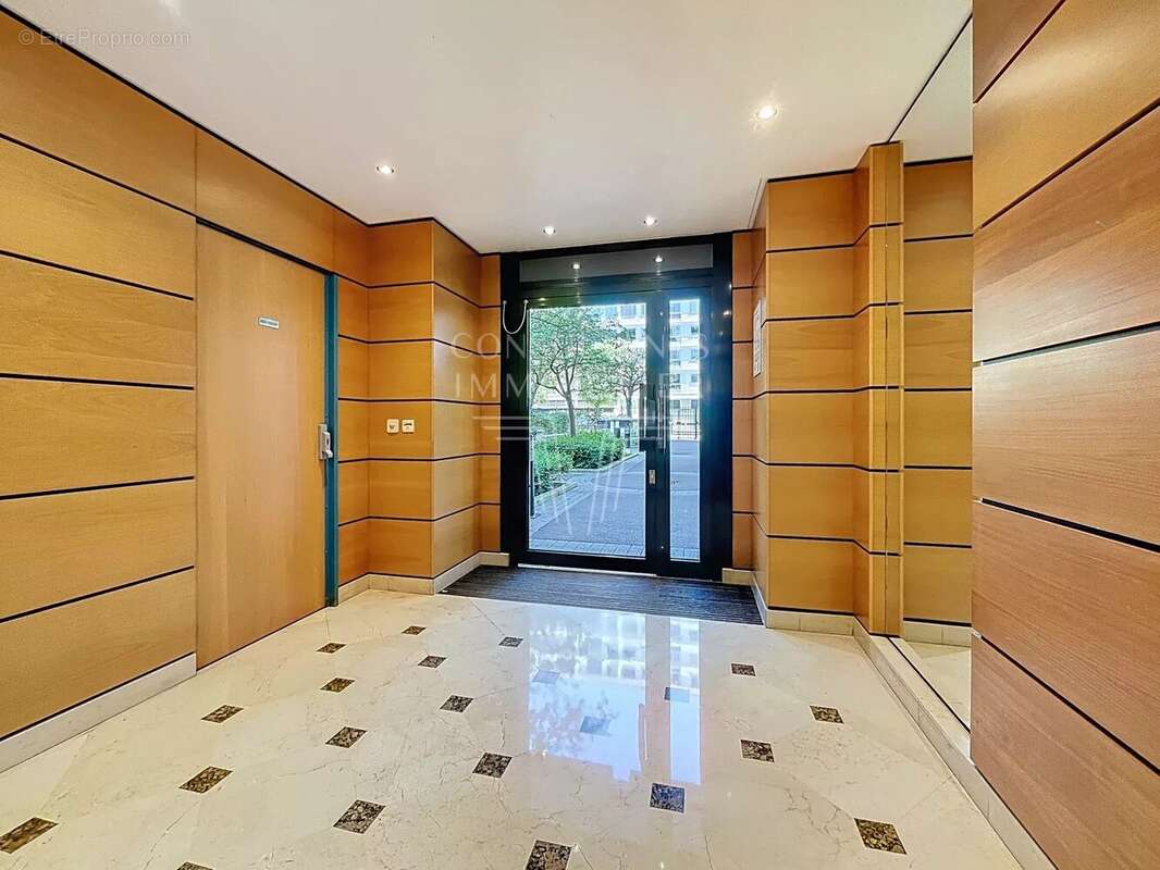 Appartement à BOULOGNE-BILLANCOURT