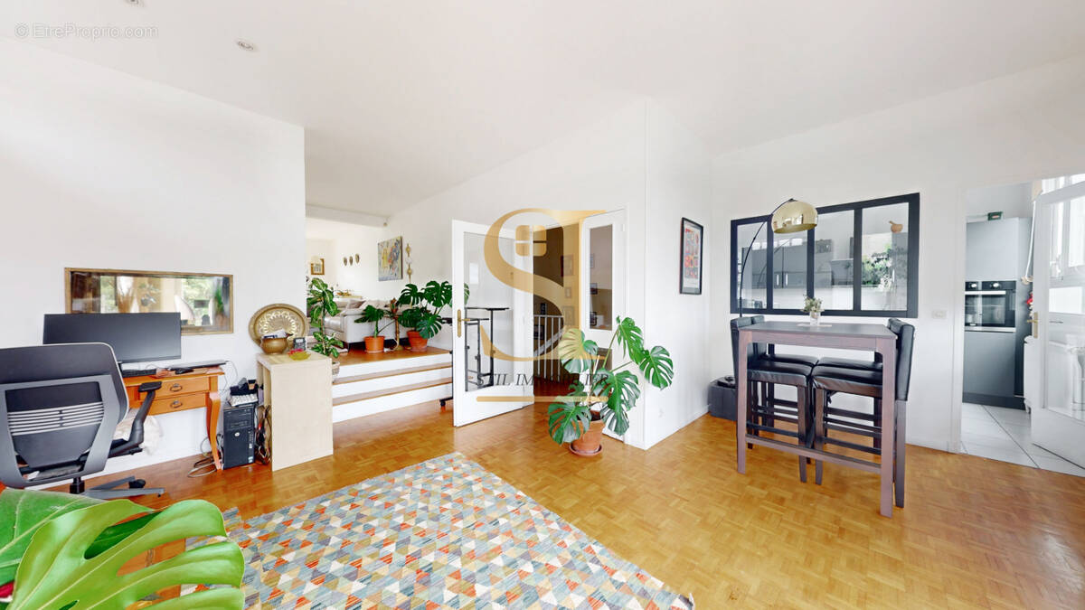 Maison à JUVISY-SUR-ORGE