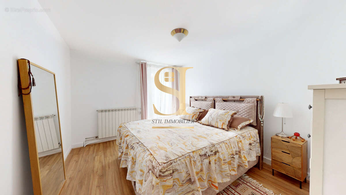 Maison à JUVISY-SUR-ORGE