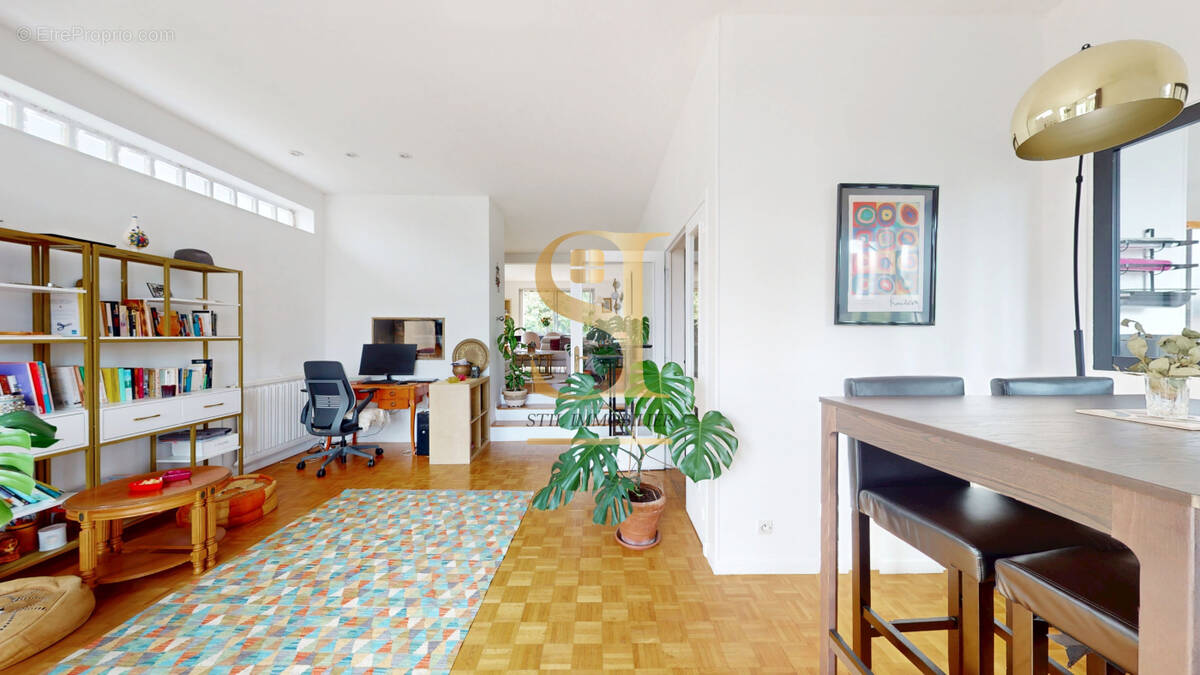 Maison à JUVISY-SUR-ORGE