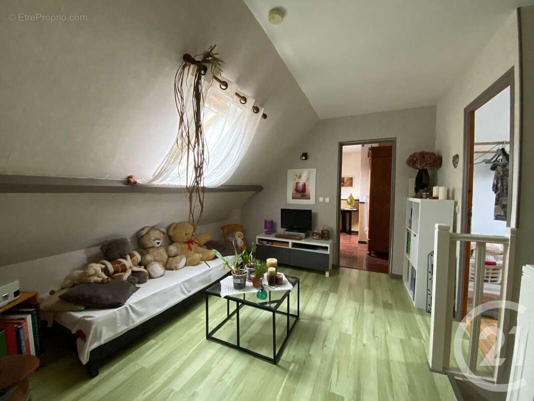 Maison à DAMMARTIN-EN-GOELE