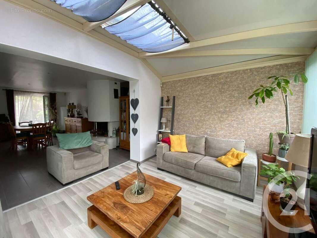 Maison à DAMMARTIN-EN-GOELE