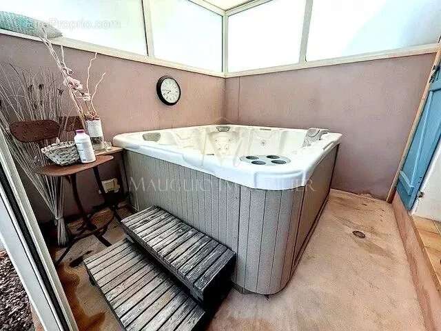 Maison à LUNEL-VIEL