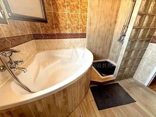 Maison à LUNEL-VIEL