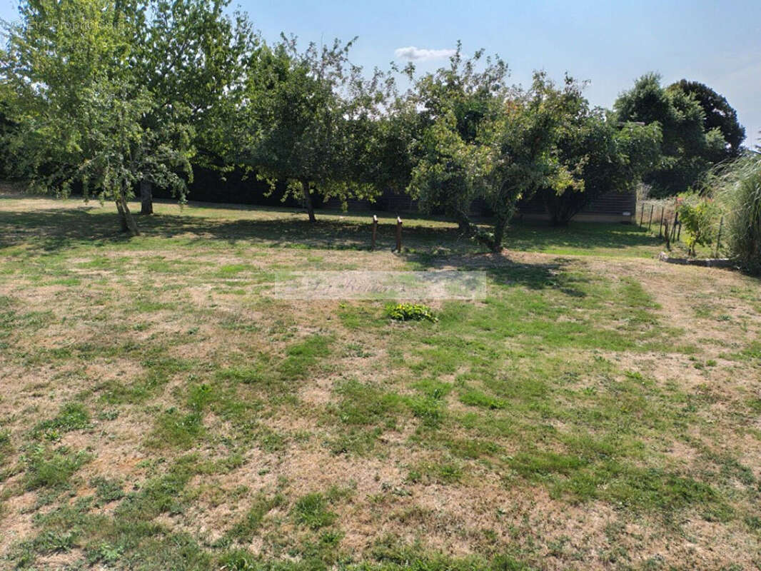 Maison à MONTEMBOEUF