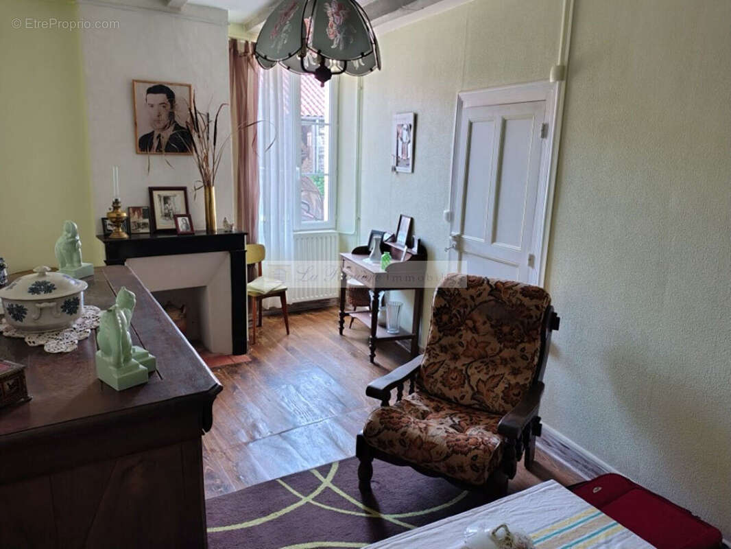 Maison à MONTEMBOEUF