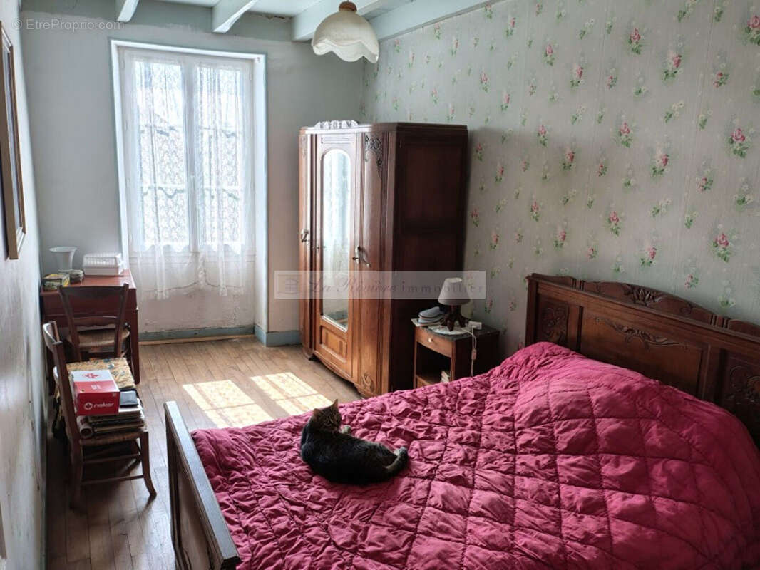 Maison à MONTEMBOEUF