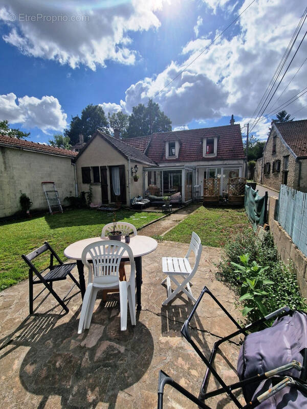 Maison à FONTENAY-SAINT-PERE
