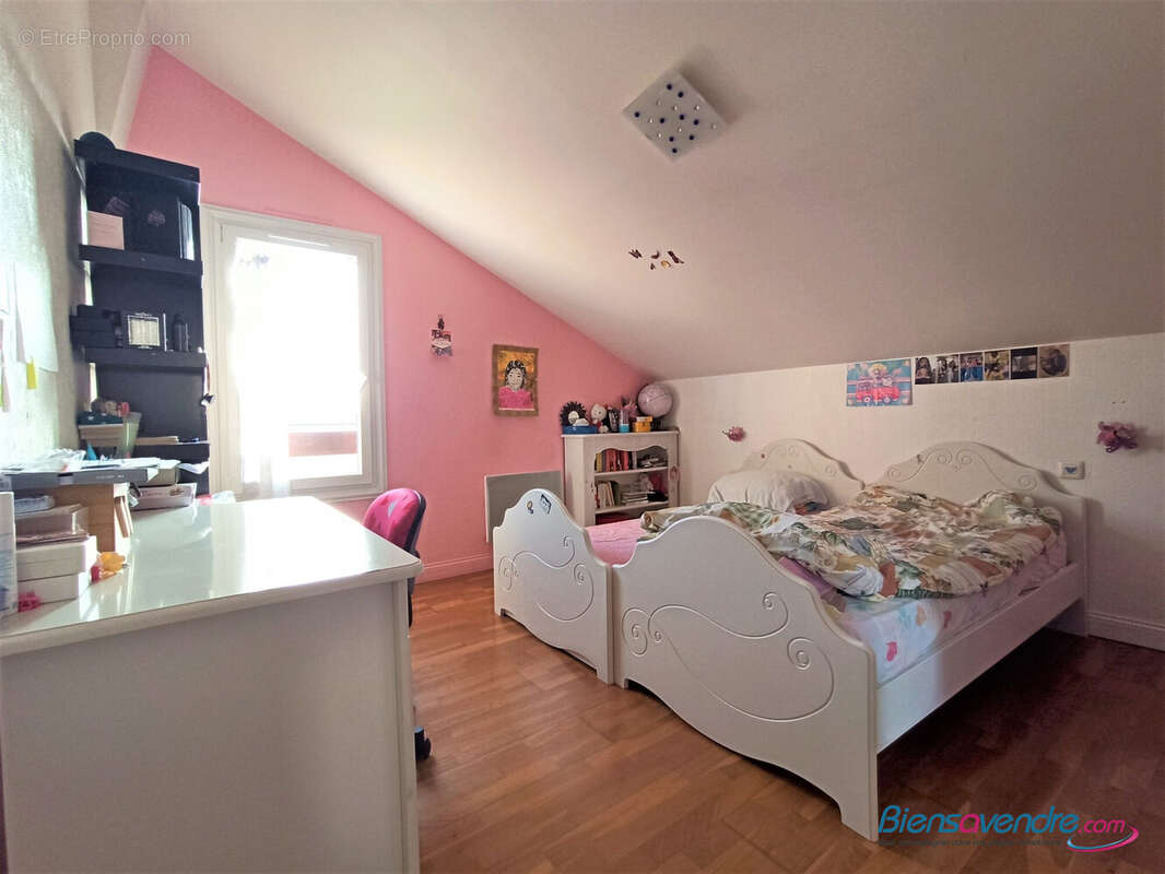 Maison à JAUNAY-CLAN