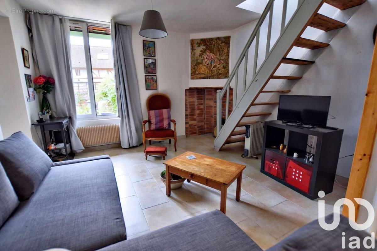 Photo 1 - Maison à MONDEVILLE